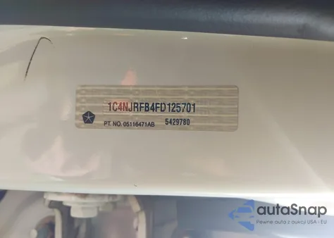 2015 Jeep Patriot Latitude из США, поврежденный, VIN 1C4NJRFB4FD125701